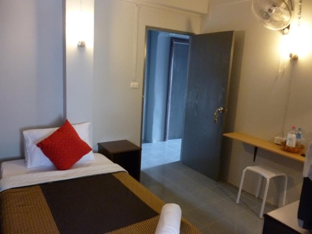 Rooms@Krabi Guesthouse Phòng bức ảnh